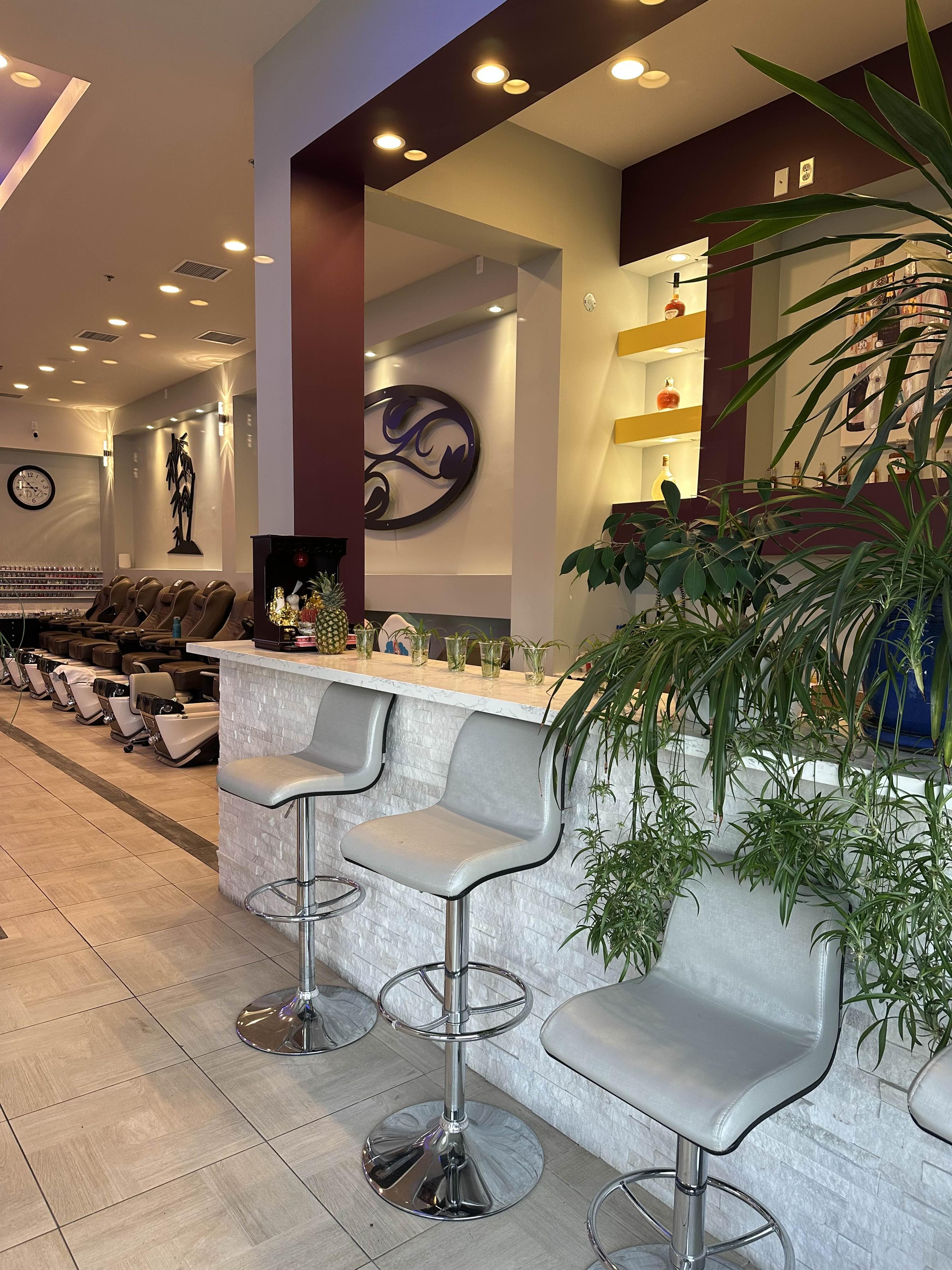 Pamper Nails & Spa Salon